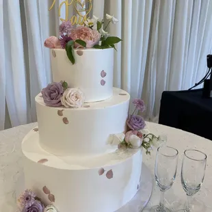 14+10+6&quot; three tier cake with pandan coconut filling