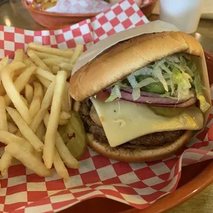 The Touchdown Burger was great! Definitely get again.