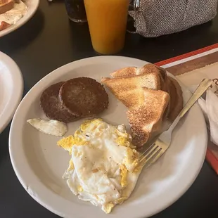 eggs toast sausage