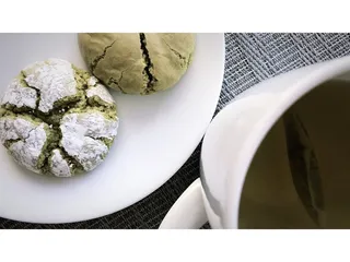 Crackin' Cookie