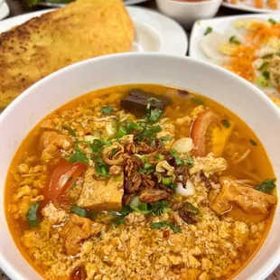 Bun Rieu