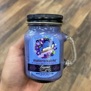 Odor eliminating candle