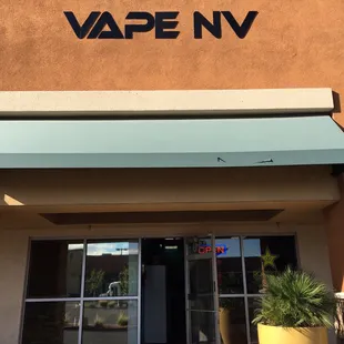 OPEN 7 Days 10-7 Mon-Fri. 10-5 Sat-Sun