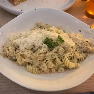 Salmon Carbonara with Spaghetti