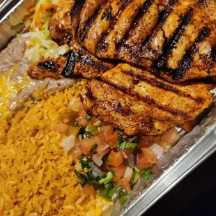 Pollo asado plate
