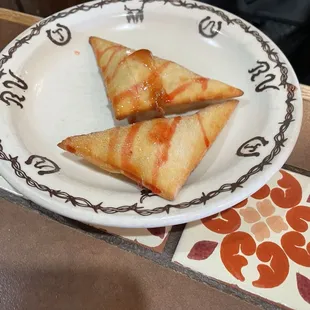 Sopapillas (the order comes with 6)