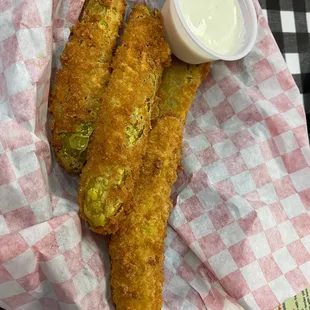 Fried pickle spears