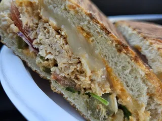 Plaza Deli Cafe