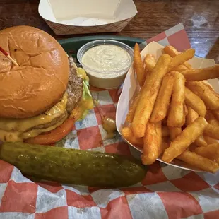 El Capitan burger with fries