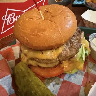 El Capitan burger