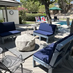 Outdoor Cushion Seats / Sunbrella Fabric