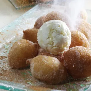 LOUKOUMADES