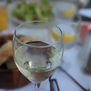 Starborough sauvignon blanc(good).