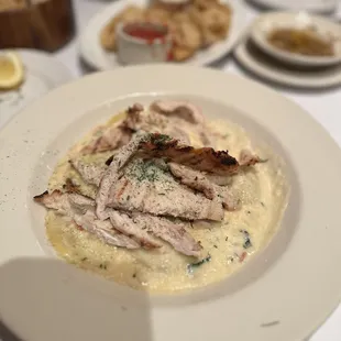 Ravioli di Funghi w/ chicken added