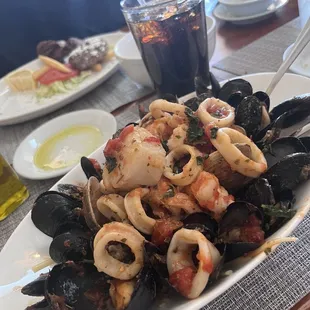 oysters and mussels, food