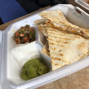 Chicken Quesadilla pico de Gallo