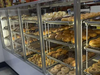 Francis Donuts