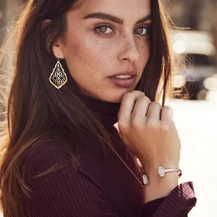 We proudly offer the full line from Kendra Scott