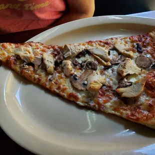 Lunch special slice. Chicken and mushrooms