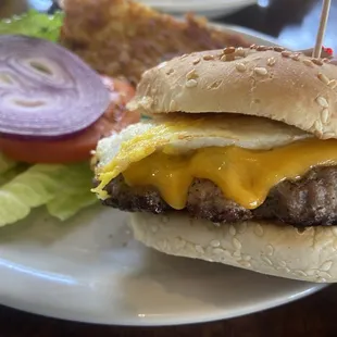 1/2 lb. House Burger Hash Browns