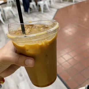 Caramel oatmilk latte