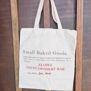 Store tote bag
