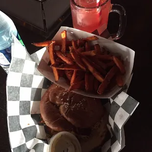 Pulled Chicken Sandwich