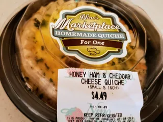 Nino Salvaggio International Marketplace