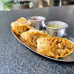 Chicken Murmuri Rolls