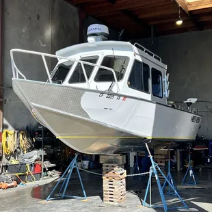 Vee Jay Marine Services