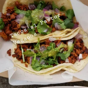 Vegan tacos al pastor