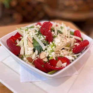 Spinach salad w/strawberries