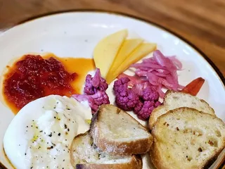 Revolution Winery & Kitchen