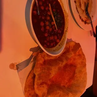 Chana Bhatura