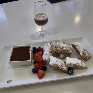 Beignet&apos;s and &quot;mini&quot; Espresso Vodka Martini