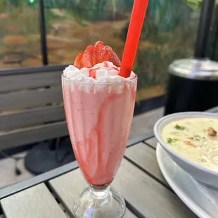 Strawberry shake