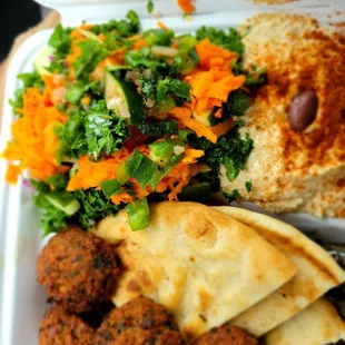 5 collard green falafels, 3 stuffed grape leaves, fresh hummus and mix salad, served with pita bread