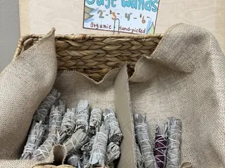 Urthly Vegan Market