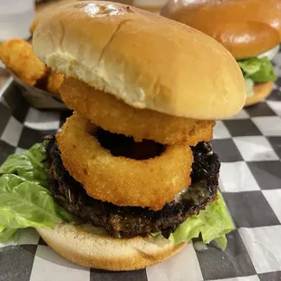 Junk in the Trunk Burger (SnackNo Totties)