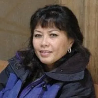 Joce J.