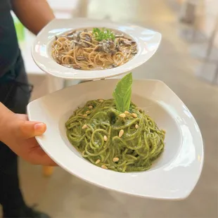 Vegan Linguine Mushroom &amp; Vegan Linguine Pesto