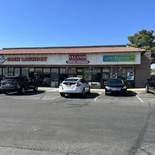 the outside of a restaurant