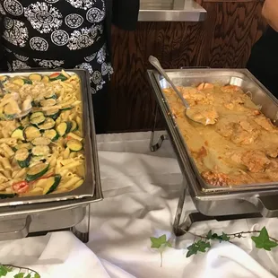 The servers didn&apos;t even had an uniform like they said they will.