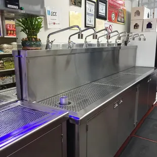 Best place to get water in Southwest Mountains Edge, Southern highlands area.  Clean location and the water doesn't have any funky tastes!