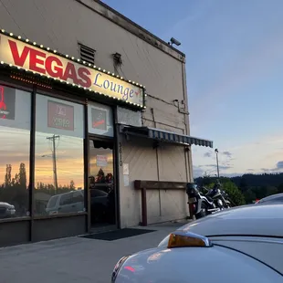 Vegas Lounge