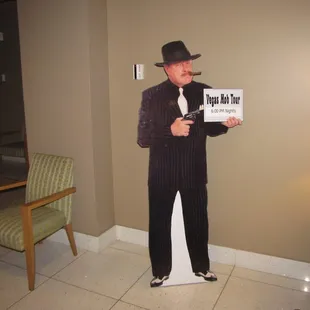 The Mob Tour's sign in the Royal Inn's lobby.