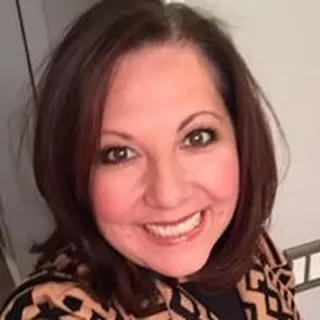 Yvette G.