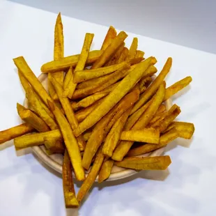 Alkaline Fries
-Freshly cut young Green Plantains fried in 100% Organic Extra Virgin, Cold-Pressed, Unrefined Coconut Oil.