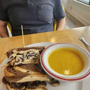 Mushroom Reuben