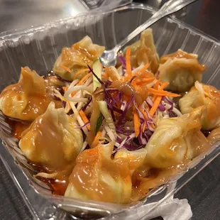 A3. 8 Piece Homemade Vegetarian Wonton with Chili Sauce *CONTAINS PEANUTS*